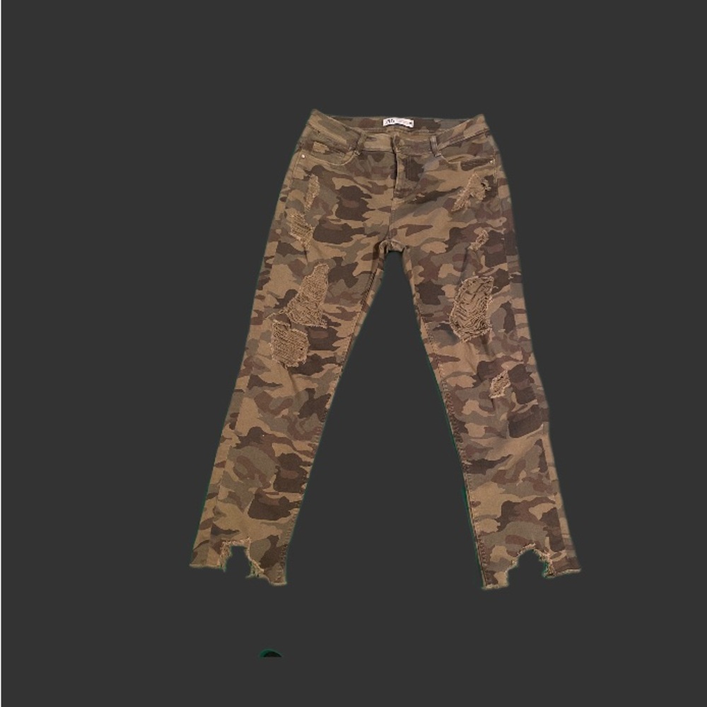 Camouflage Distressed Jeans